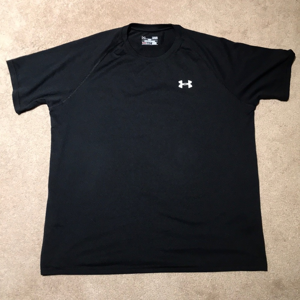 Black Under Armour Loose Fit HeatGear Short Sleeve